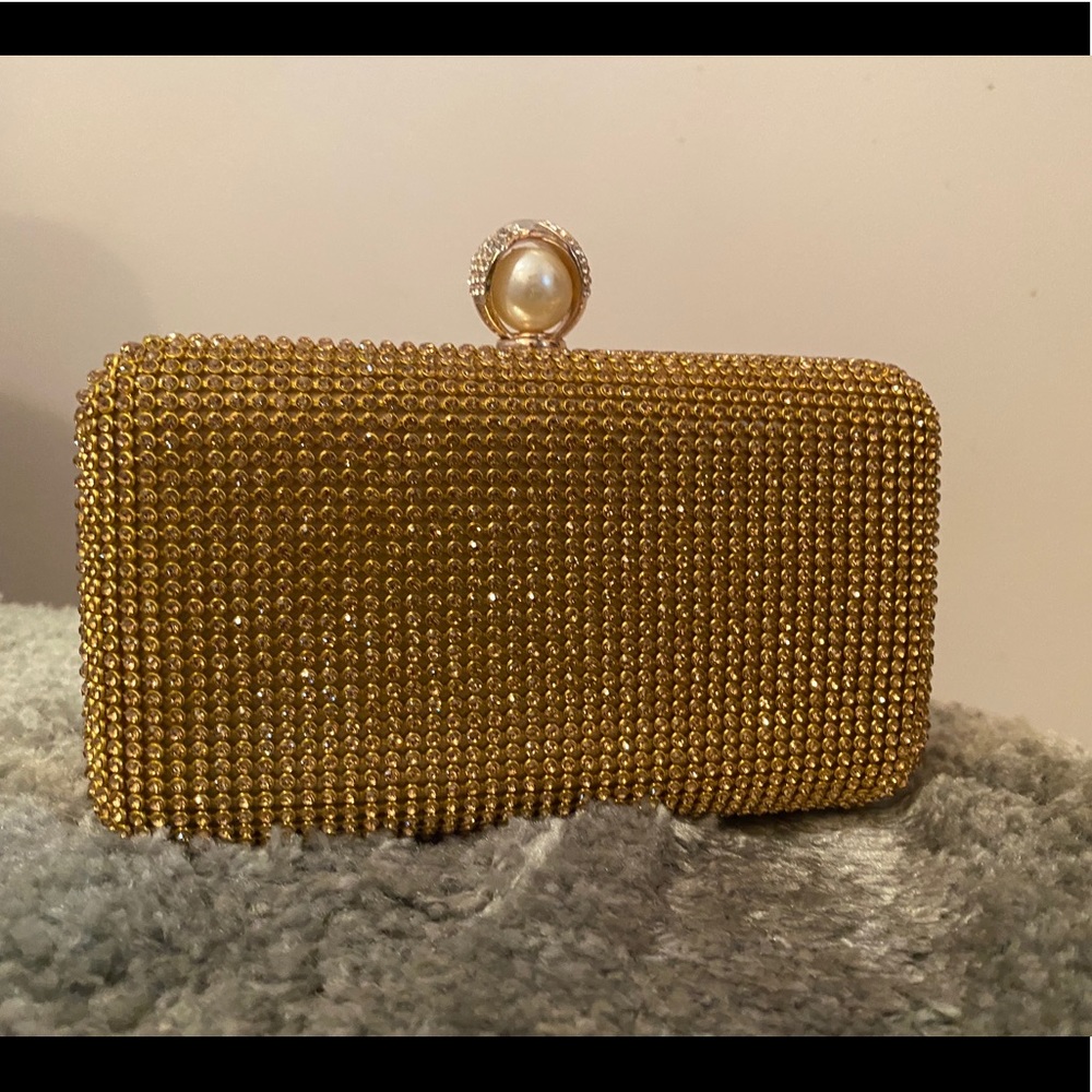 Handheld Clutch